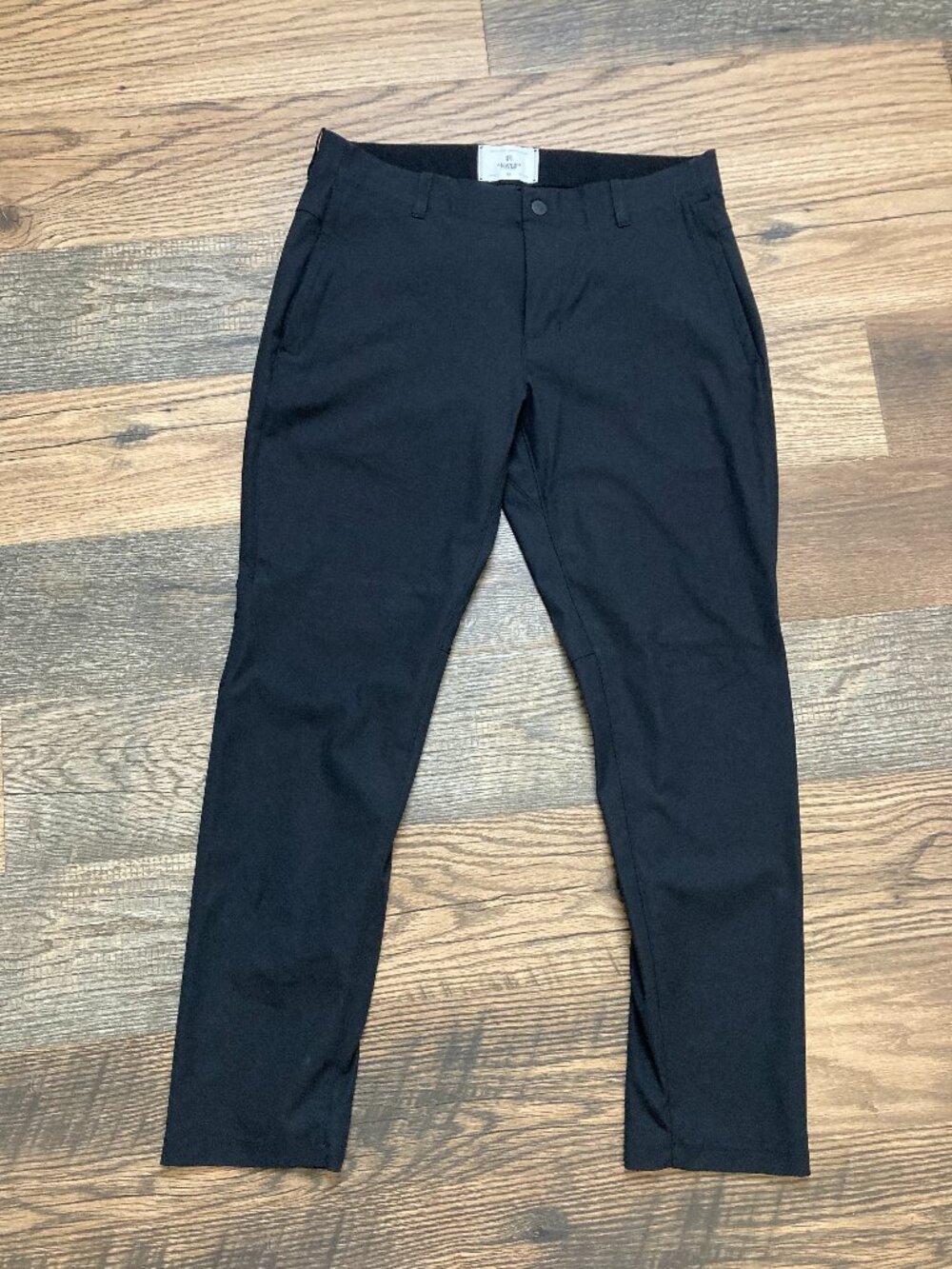 Reigning Champ Men’s 32 Black Performance Pants Slim Tapered Athletic Tech Trous